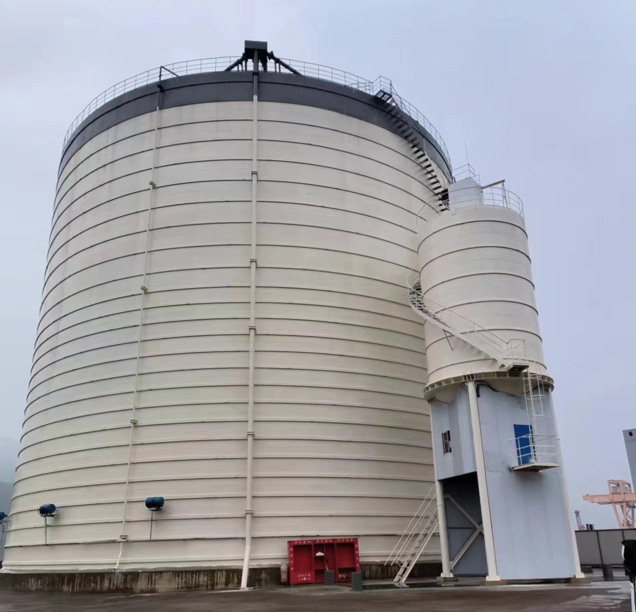 桦南10万吨水泥钢板库